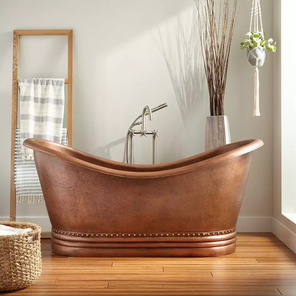 
          Copper Bathtub